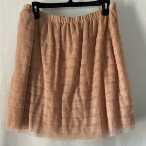 NWT. BCBG Maxazria Size M Mauve Pink Tiered Mini Skirt. New with Tags